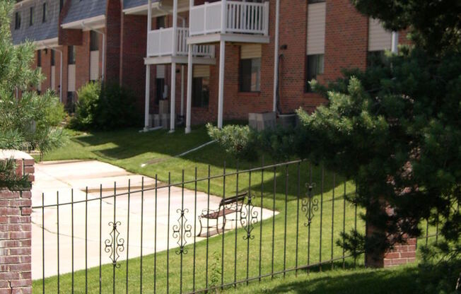 Charter Oaks II Apartments