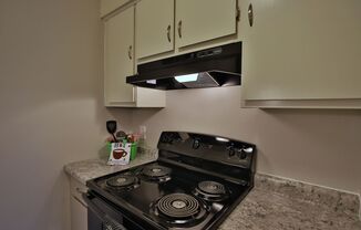 2 beds, 1.5 baths, 920 sqft, $925, Unit 1420 West Glen Avenue Apt 305