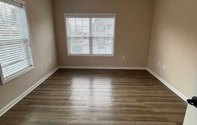 1 bed, 1 bath, 687 sqft, $775, Unit N06