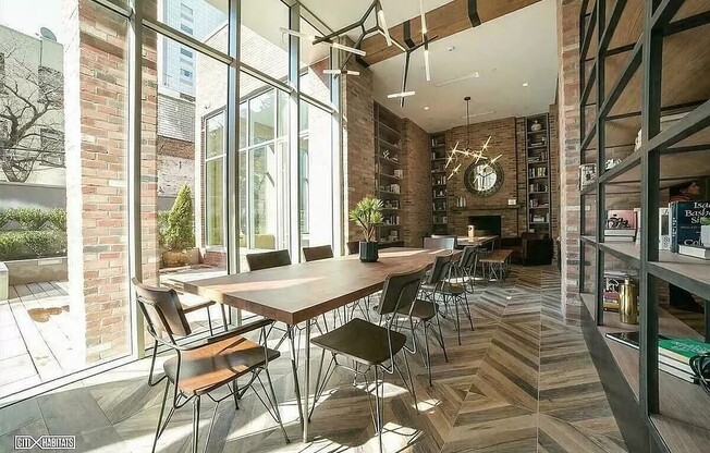 1 bed, 1 bath, $4,350, Unit 525