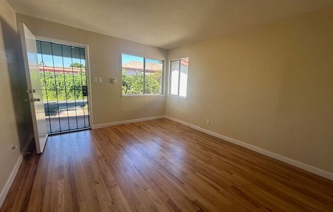 1 bed, 1 bath, $1,995