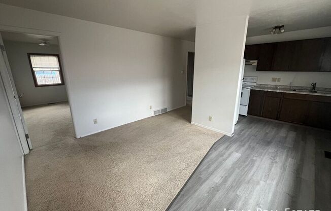 2525 WOOD AVE