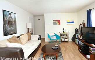 1344 Royalty Court