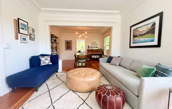 712 N 47 ST