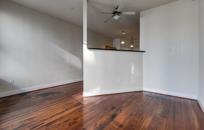 Studio, 1 bath, 457 sqft, $1,196, Unit 212