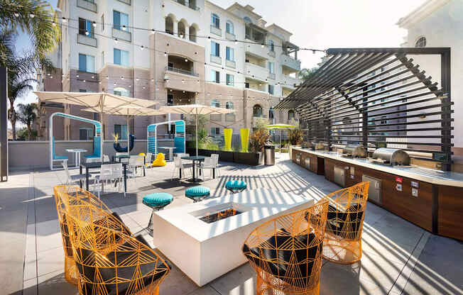 Outdoor Firepit Patio at La Jolla Crossroads Apartments, San Diego, CA