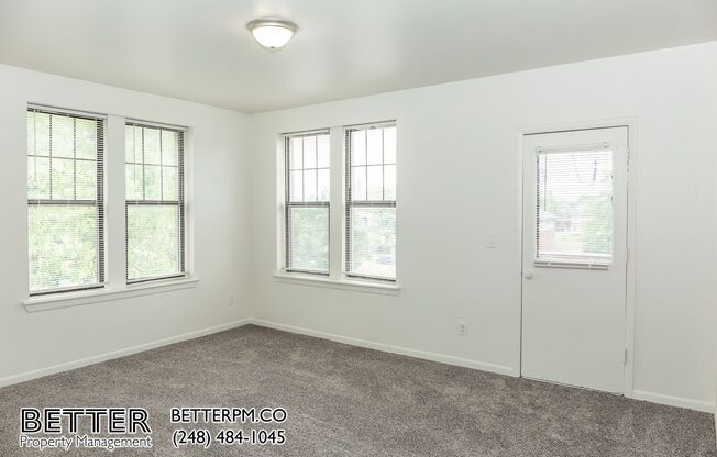 1887 W Grand Blvd