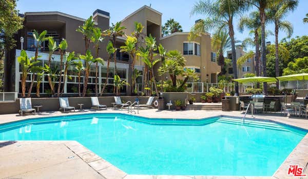 1420 Peerless Place