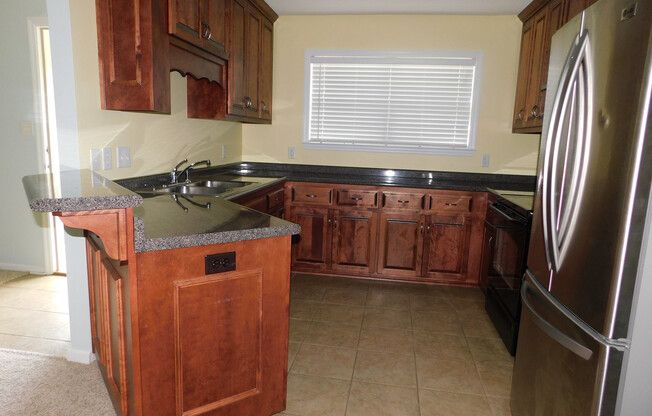 3 beds, 2 baths, $1,200