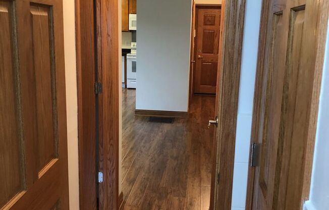 1 bed, 1 bath, 750 sqft, $990