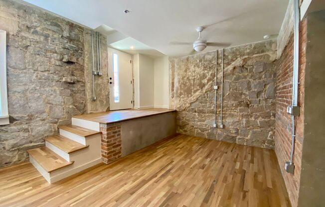 1 bed, 1 bath, 420 sqft, $1,457, Unit 008