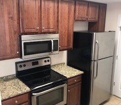 1 bed, 1 bath, $1,600, Unit # 208