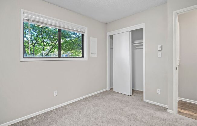 2 beds, 1 bath, 685 sqft, $1,195, Unit 8023