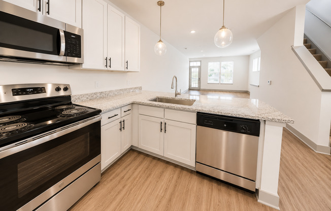 2 beds, 2.5 baths, 1,324 sqft, $1,899, Unit 8435BP