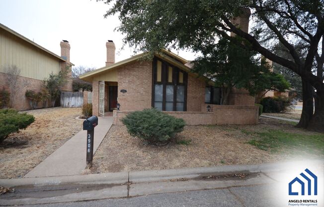 Spacious 2 bedrooms + a loft bedroom and 2 bath home in a GREAT location!
