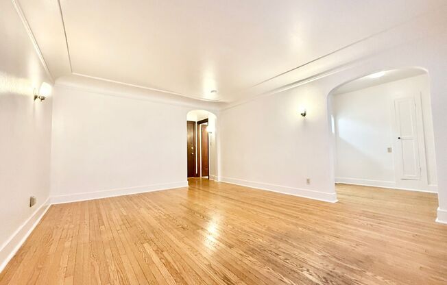 508 Summit Ave E