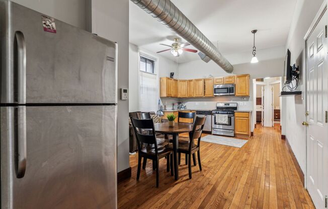 3 beds, 2 baths, 1,000 sqft, $2,600, Unit 3414 - B