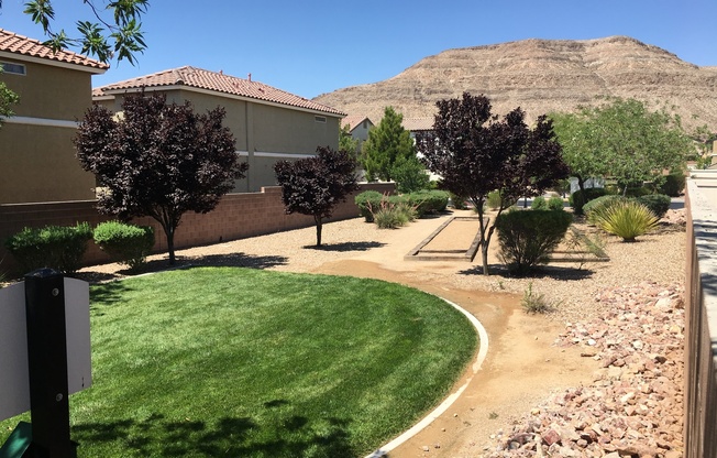 Very clean SW home near Sunset/215 for only $1825
