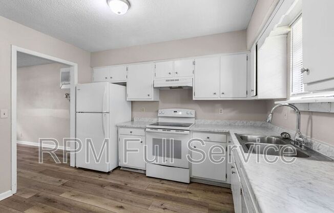4426 CENTRAL VLY DR