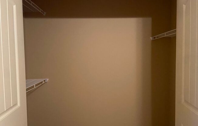 2 beds, 2.5 baths, 1,115 sqft, $1,055, Unit 030