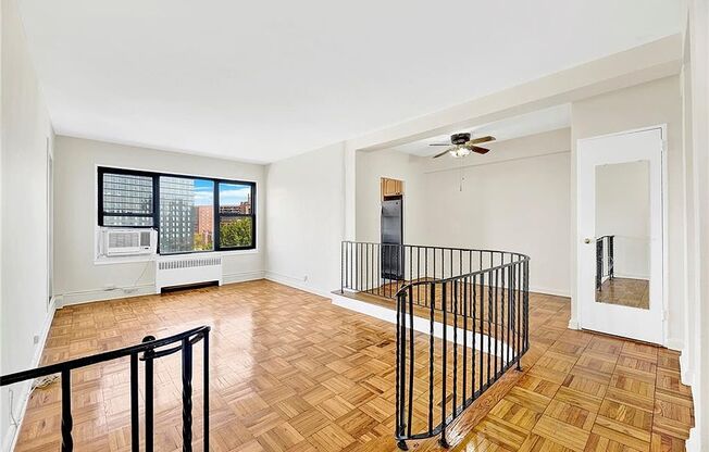 98 10 64 AVE