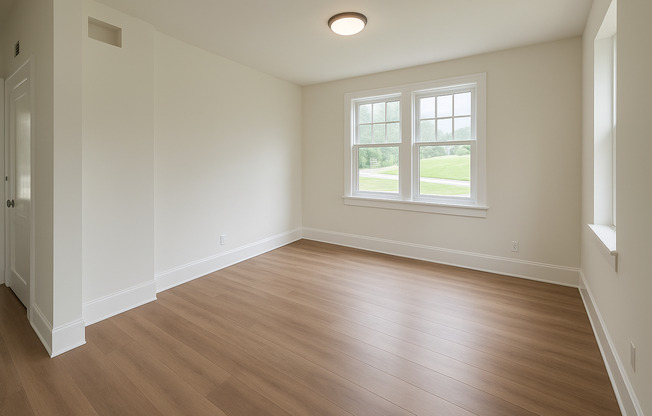 5 beds, 3 baths, $3,000, Unit Red House
