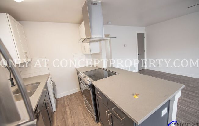 2 beds, 1 bath, 740 sqft, $1,525, Unit 16