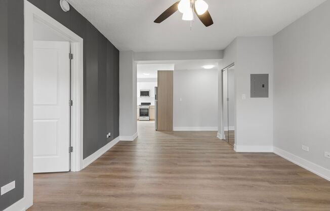 2 beds, 1 bath, 430 sqft, $2,300, Unit 3F