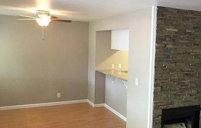 4020 Williams Rd. #1