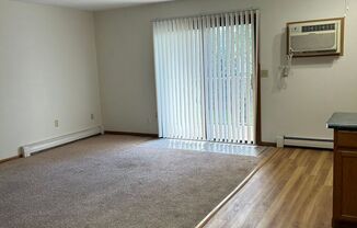 Studio, 1 bath, 470 sqft, $695, Unit 136