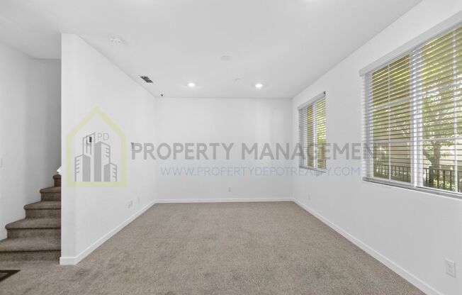 For Rent: Stylish 3-Bedroom Townhouse with Updated Kitchen & Community Pool