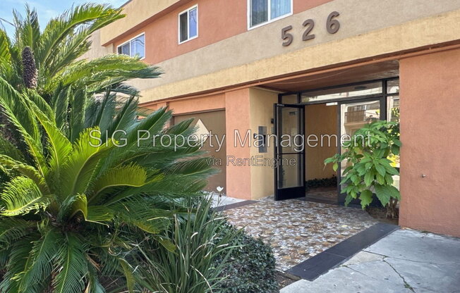 1 bed, 1 bath, 650 sqft, $1,737.5, Unit 15