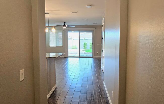 $500 MOVE-IN DISCOUNT - 3-BEDROOM WITH COMMUNITY POOL