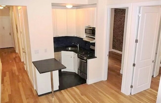 57 E 97 ST