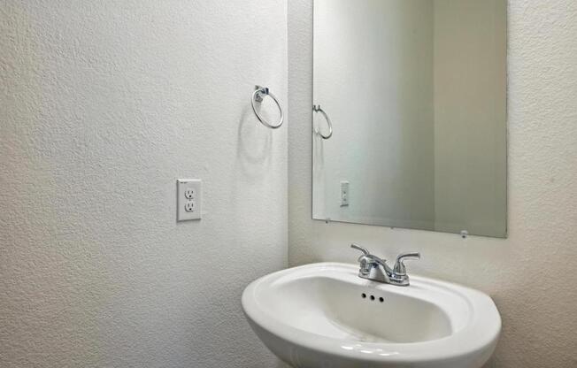 1101 BRIAR OAK LN