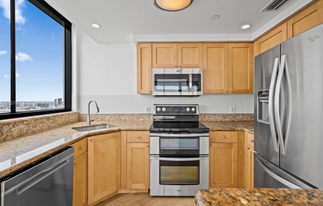 2 beds, 2 baths, 1,262 sqft, $6,500, Unit LPH 01 - 3501