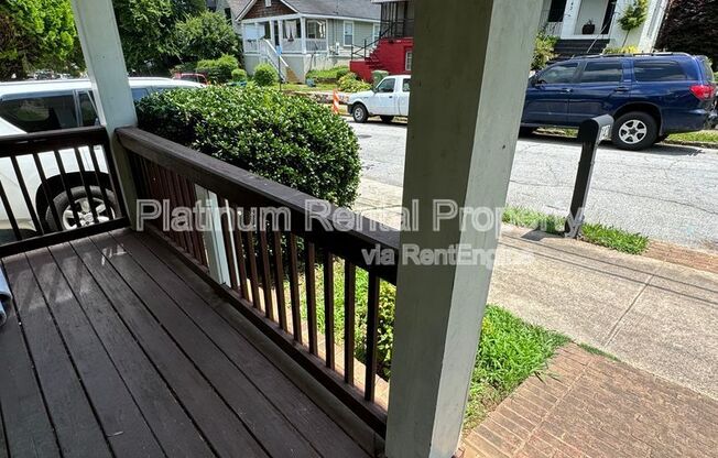 142 LITTLE ST SE