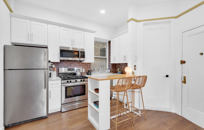 462 AMSTERDAM AVE