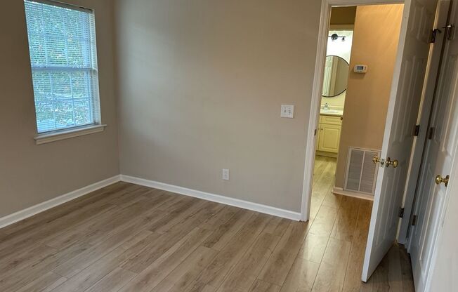 2 beds, 2 baths, $1,500, Unit E1