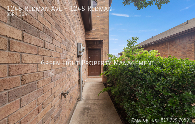 1248 REDMAN AVE