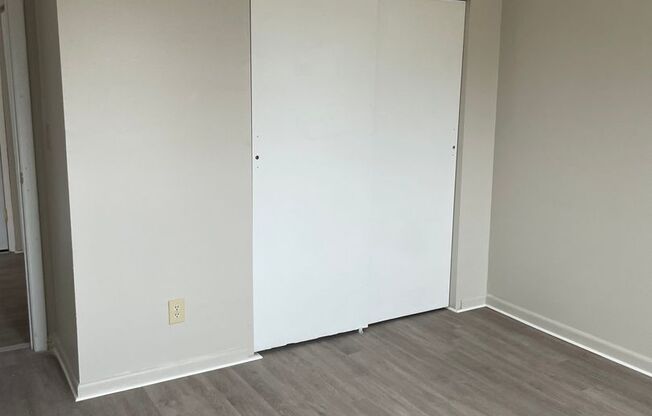 1 bed, 1 bath, 650 sqft, $1,200, Unit 405