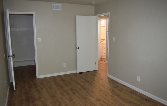 2 beds, 1 bath, $1,395