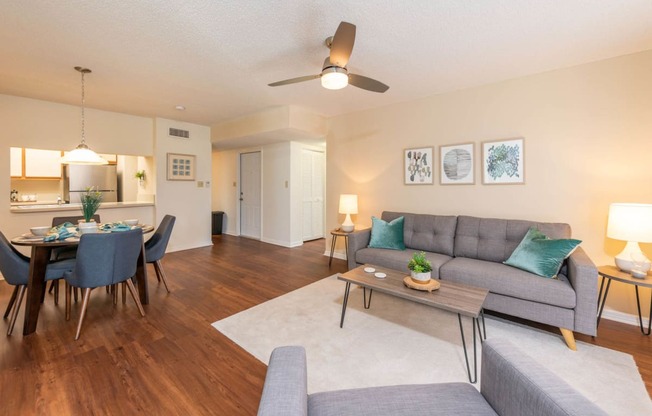 Living and Dining Area at Lakeside Glen Apartments, Florida