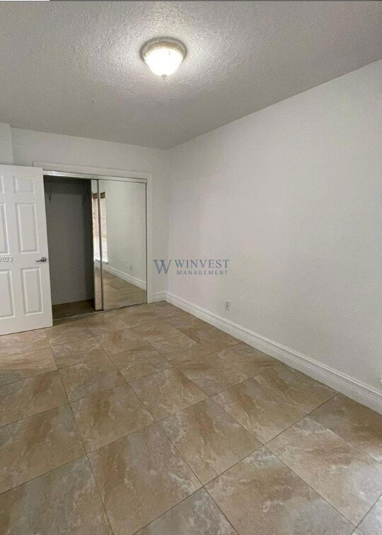 150 SW 10th St