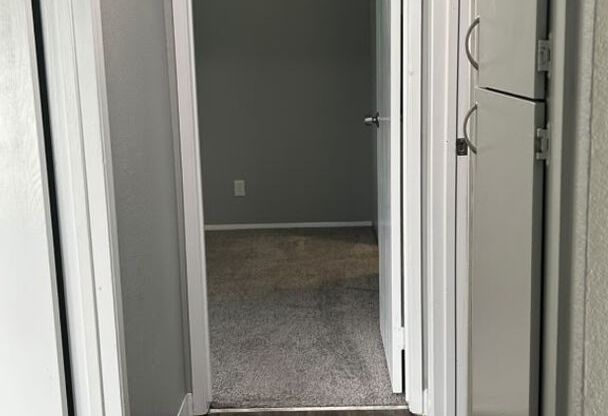 2 beds, 1 bath, 850 sqft, $1,550, Unit 1107 L7