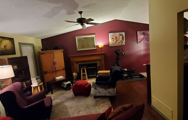 2 beds, 2 baths, $2,500