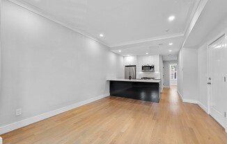 535 NEWBURY ST