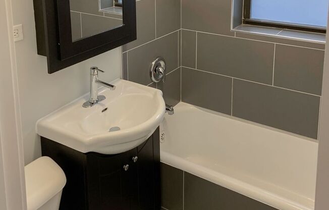 Studio, 1 bath, 435 sqft, $1,575, Unit 516-118