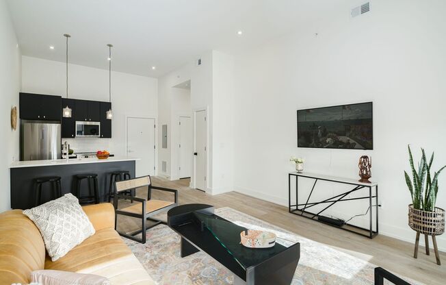 1 bed, 1 bath, 608 sqft, $1,549, Unit Unit 513