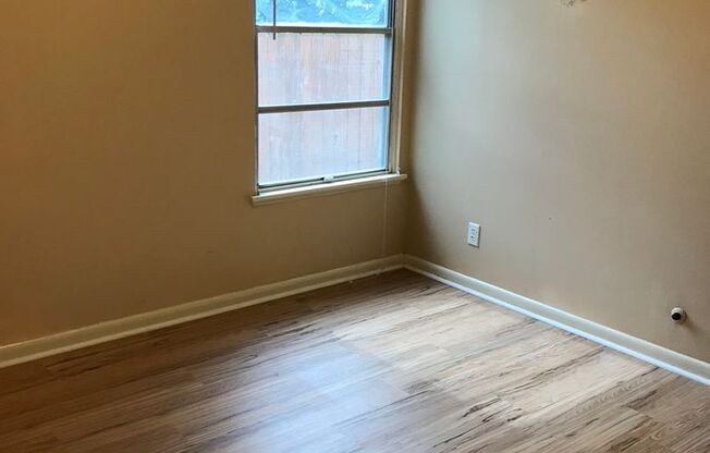 3 beds, 1 bath, $1,750